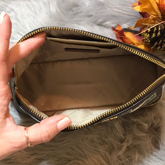 ‼️SOLD‼️Michael Kors 🔥🔥new Aspen collection🔥🔥 - Picture 4 of 7